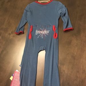 NWT Kickee Firecracker Coverall 2T